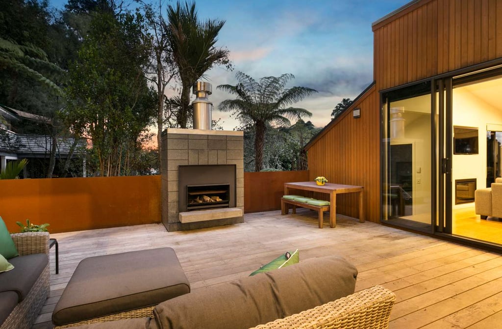 Cedar home Titirangi - Highend Homes - Auckland builder