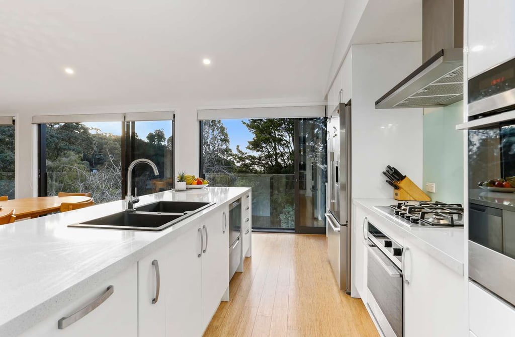 Galley kitchen island - Highend Homes - West Auckland builder