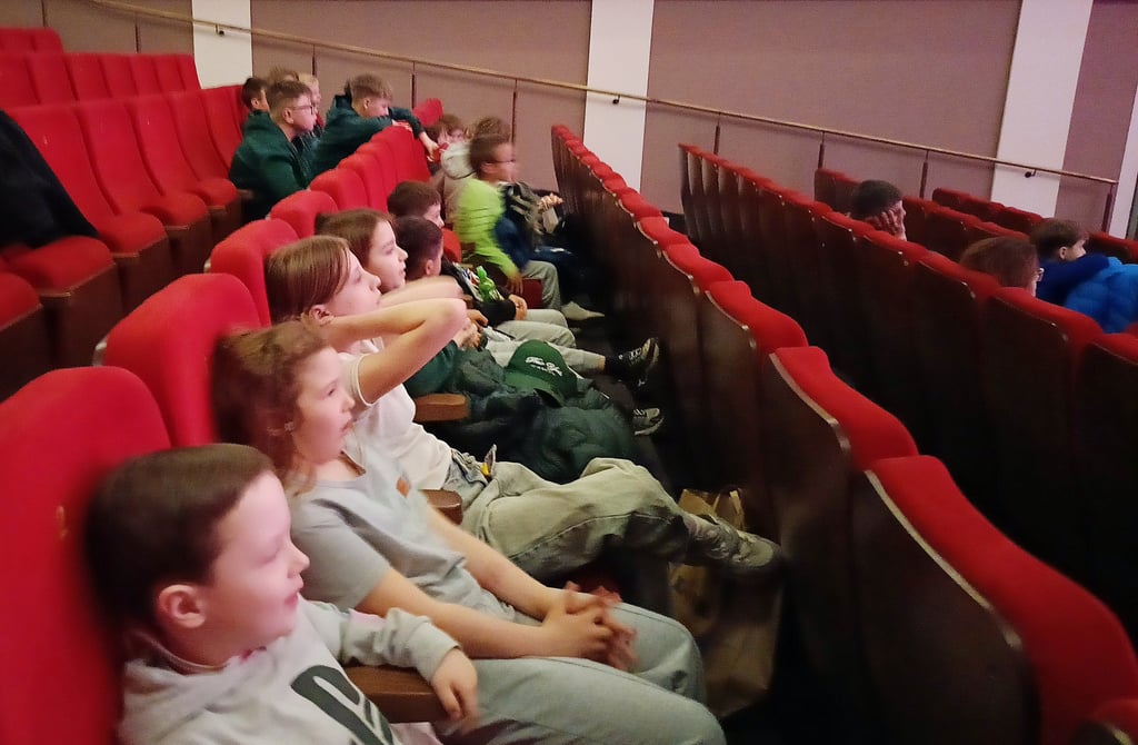 Masuria Iława wyjście do kina Super Mario GAlaxy