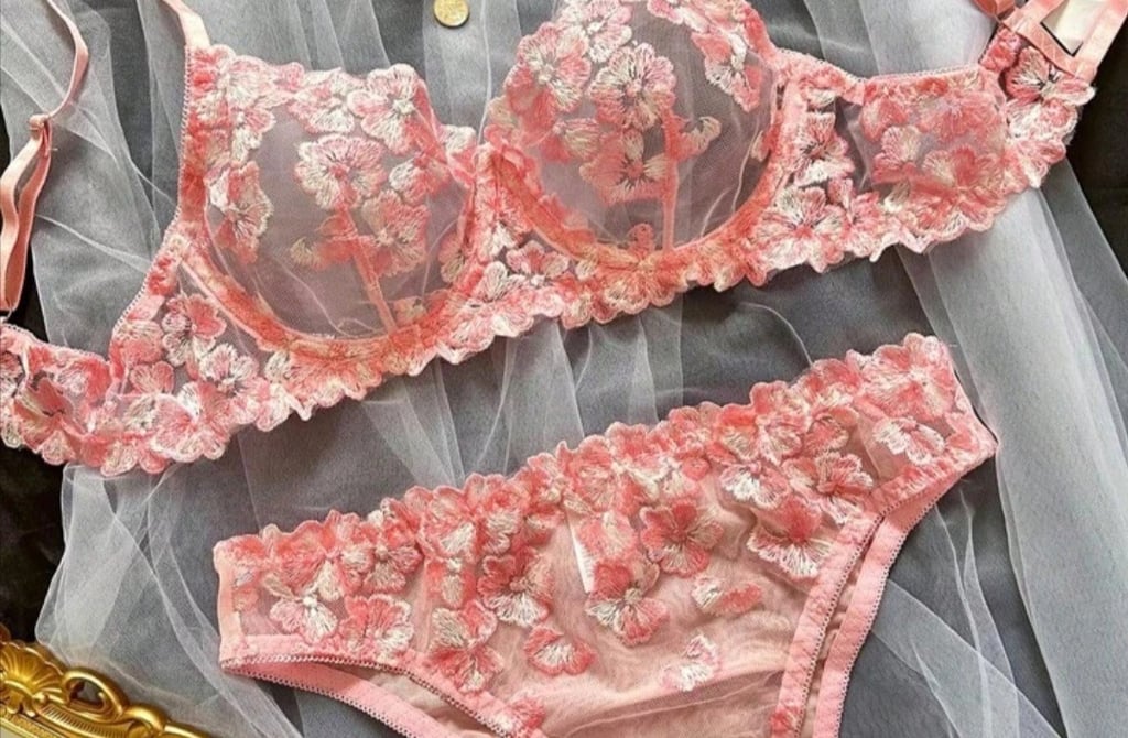 ensemble de lingerie sexy dentelle rose maroc