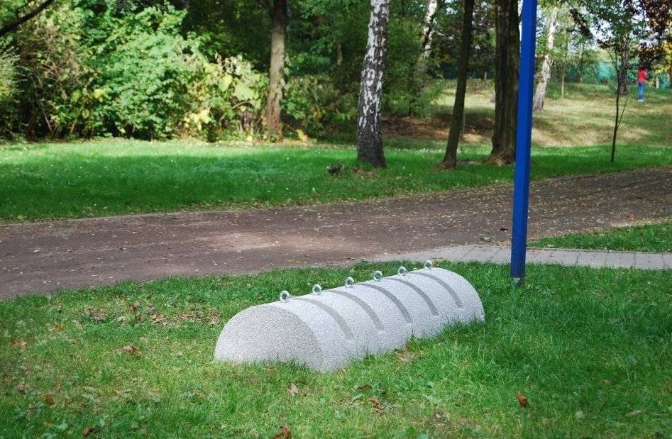 Betoniniai dviračių stovai