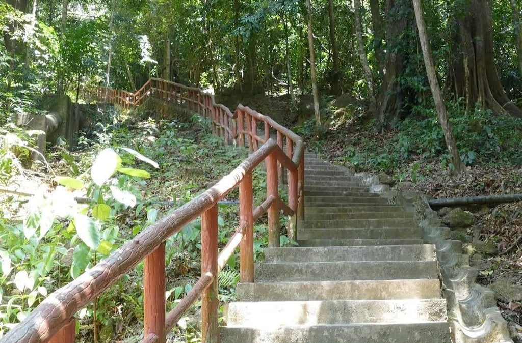 teluga teja waterfall steps