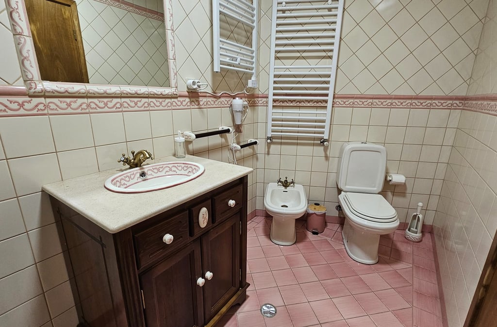 Casa do Mel - Casa de banho com banheira e aquecimento