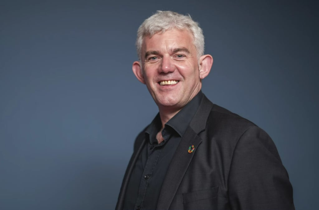 Portrait of Dr David Greenfield, Managing Director