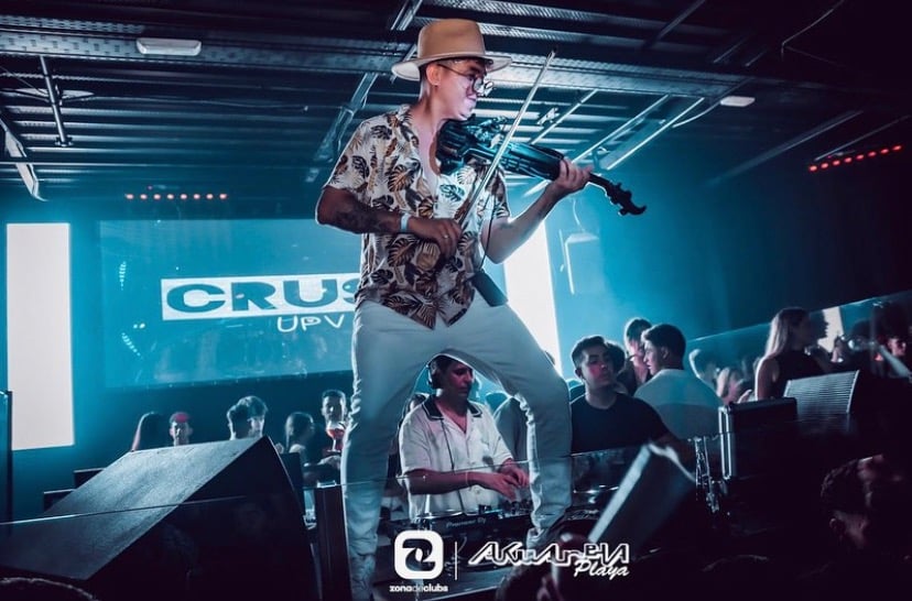 Actuación profesional de violín de Mauro Ruiz en eventos privados y corporativos valencia