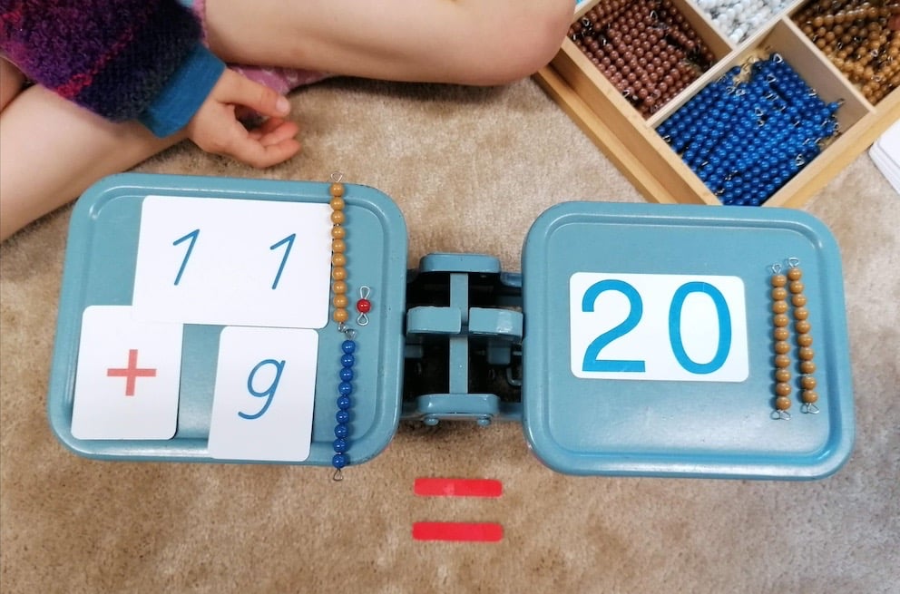 Balkenwaage zur Einführung des Gleichheitszeichen beim Rechnen