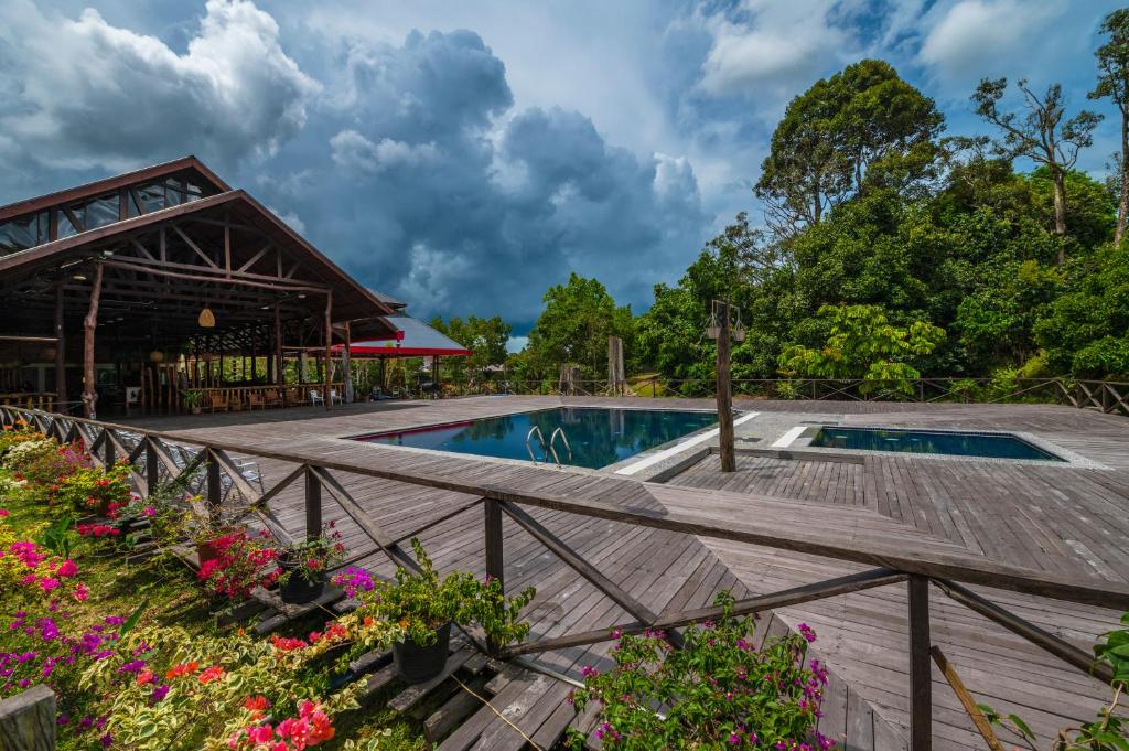 Borneo Sepilok Rainforest Lodge