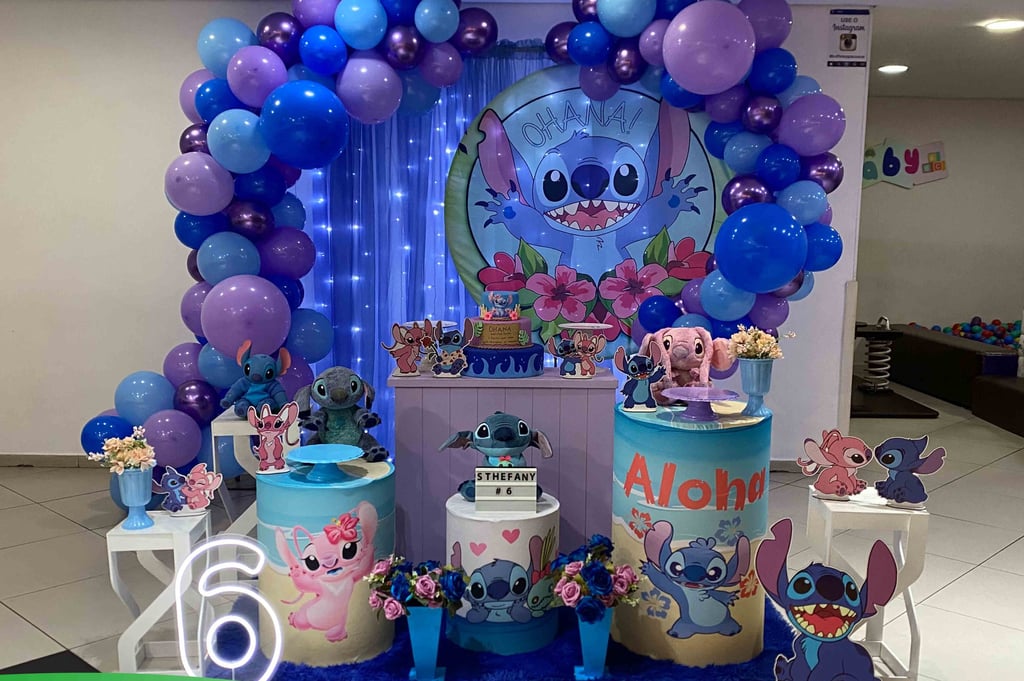 Aluguel de decoração infantil Stitch na Freguesia do Ó com mesa decorada temática para festa