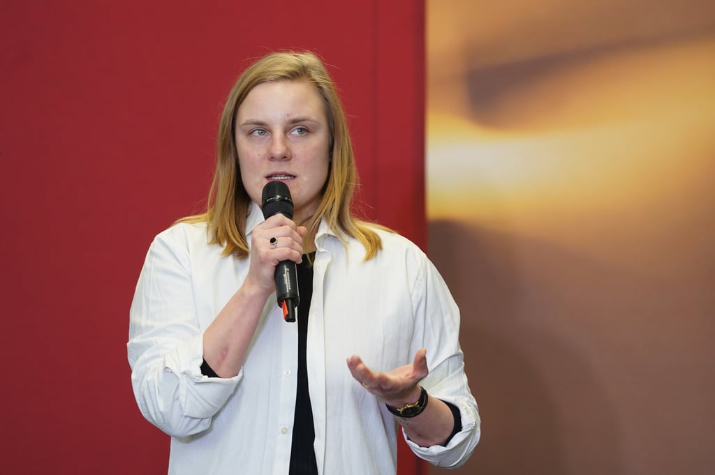 Kampaņas “Nolaid slieksni” vēstnese ir Luīze Diržininka.