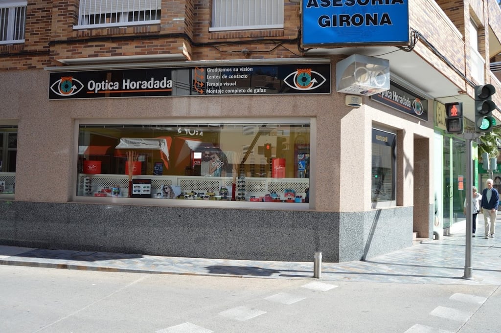 Foto del local visto desde la calle