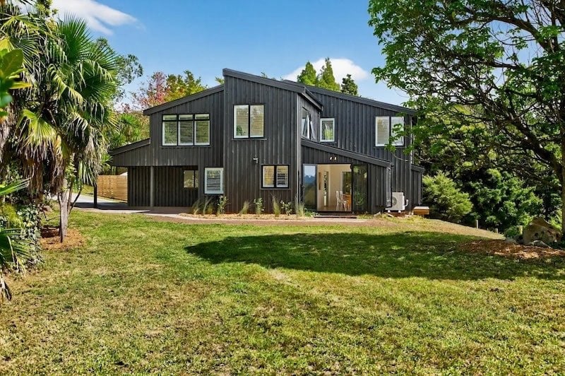 Kaiwaka Mangawhai Road home renovation - exterior after - CHR Builders