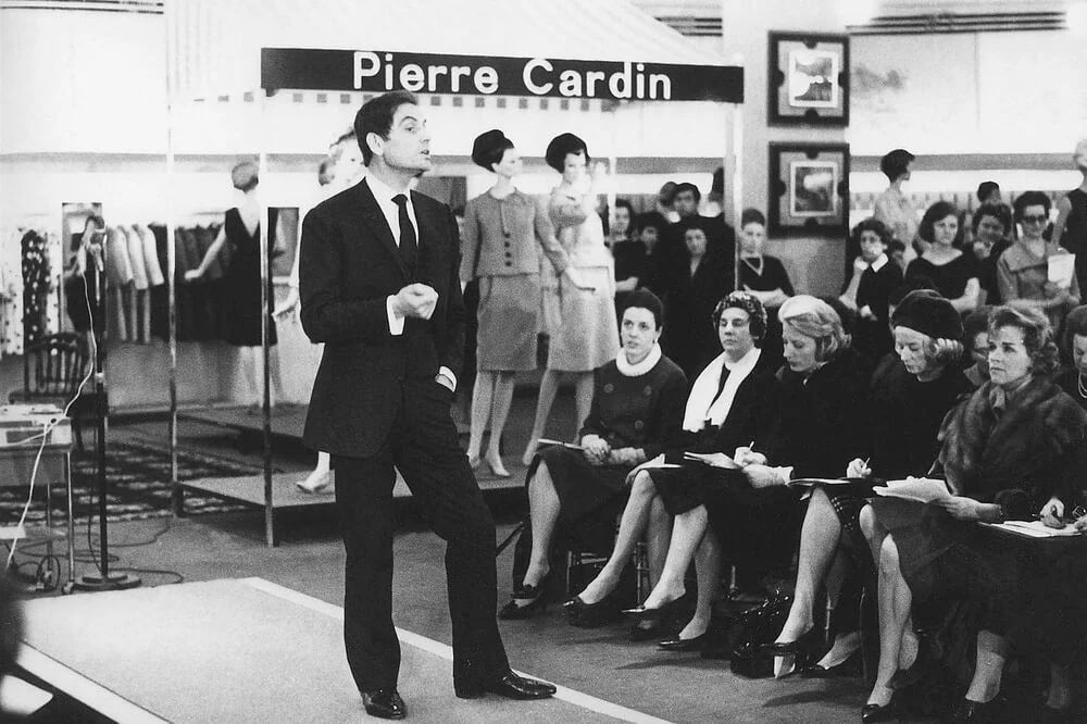 Pierre Cardin criador da moda pret a porter 1959