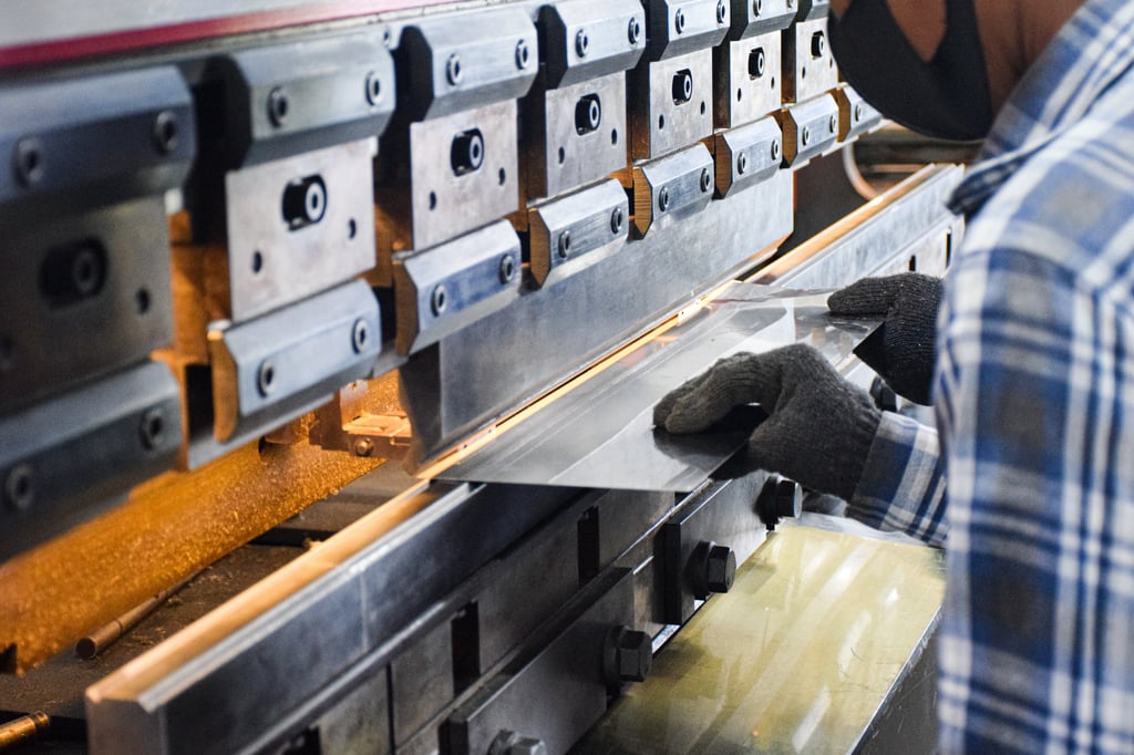 Custom stainless steel kitchen equipment fabrication for commercial kitchens, restaurants, hotels, a