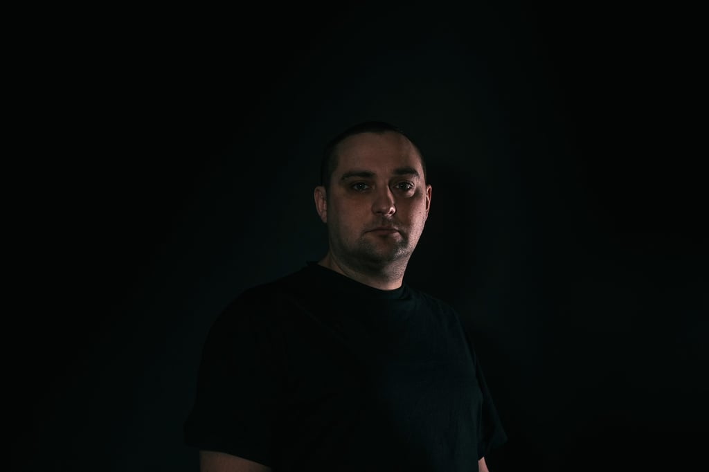 Dave Eagle picture from photoshoot.
