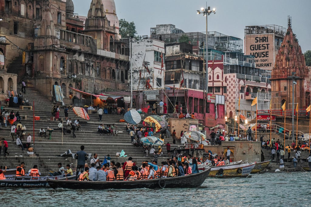 Evening Boating From Dashashwamedh Ghat