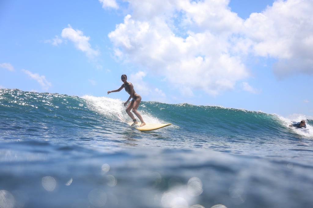 Surf in Padang Padang Beach