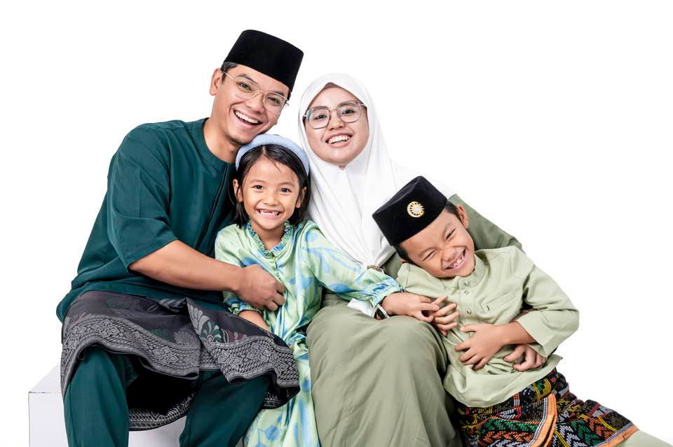 Ahmad Farid Sainuri dan Keluarga