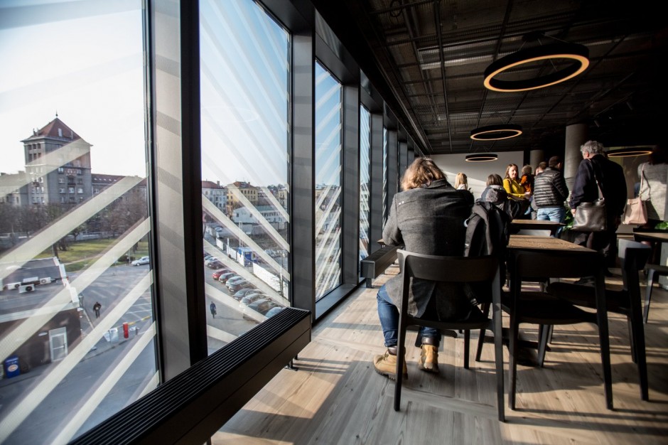 kokybiskos grindys biurui