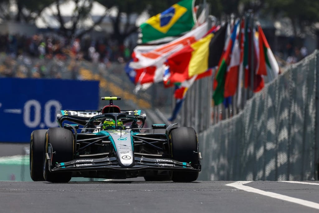 Lewisas Hamiltonas Mercedes Formulė-1