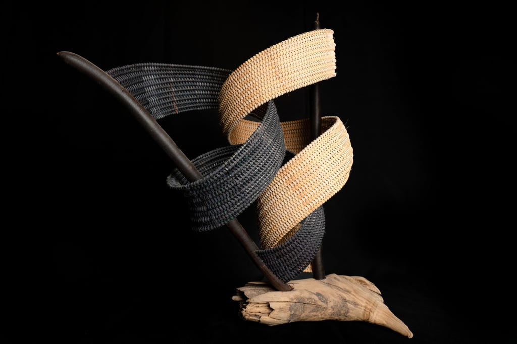 The Book of Essie, 2022, cane, reed, lluvia de oro pods, driftwood