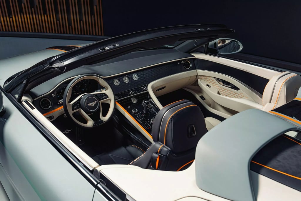 Bentley Batur Convertible by Mulliner: A Grand Farewell to the W-12 Era