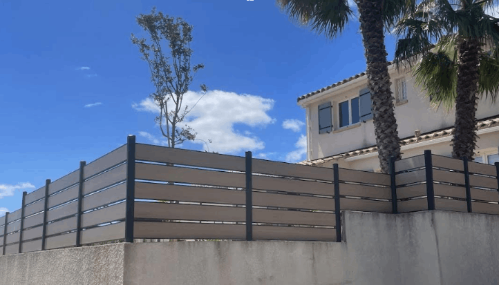 exemple de cloture de jardin en composite sud de la france