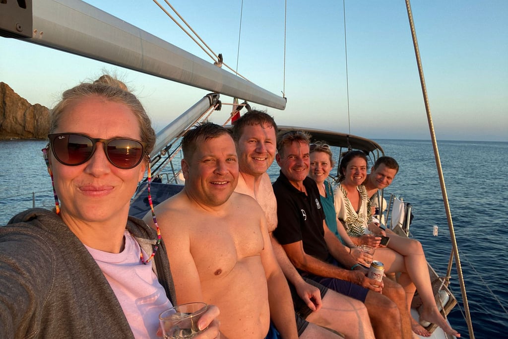 Crew Segeln glücklich