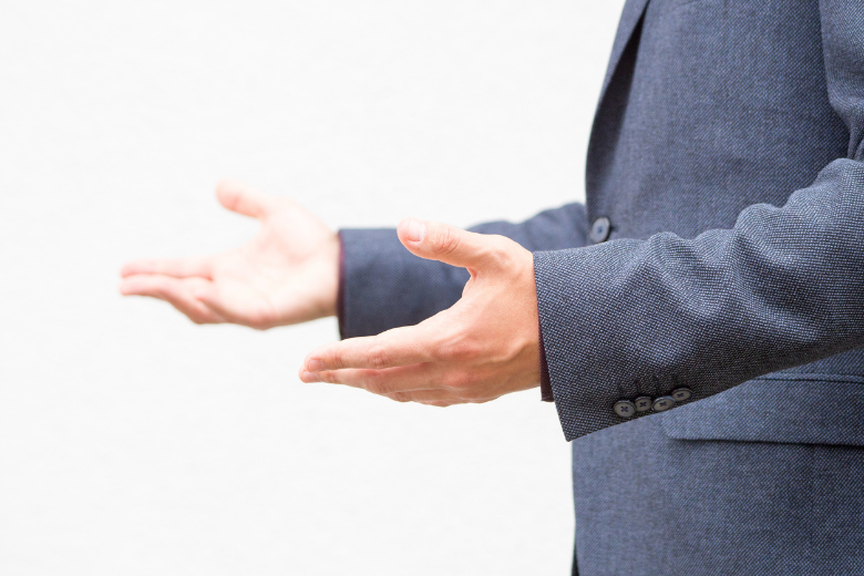 دليل شامل لفهم لغة الجسد والتواصل غير اللفظي