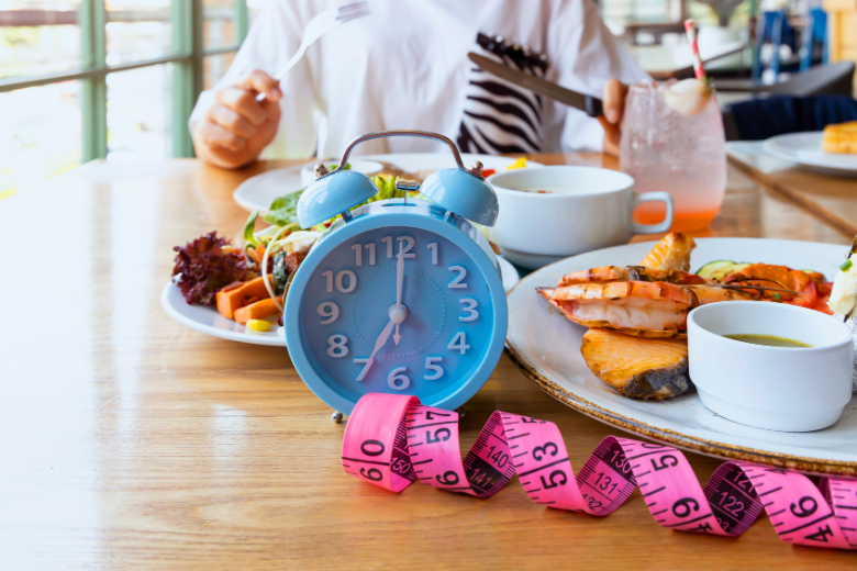 أسرار الصيام المتقطع الخفية: دليل شامل لفوائد