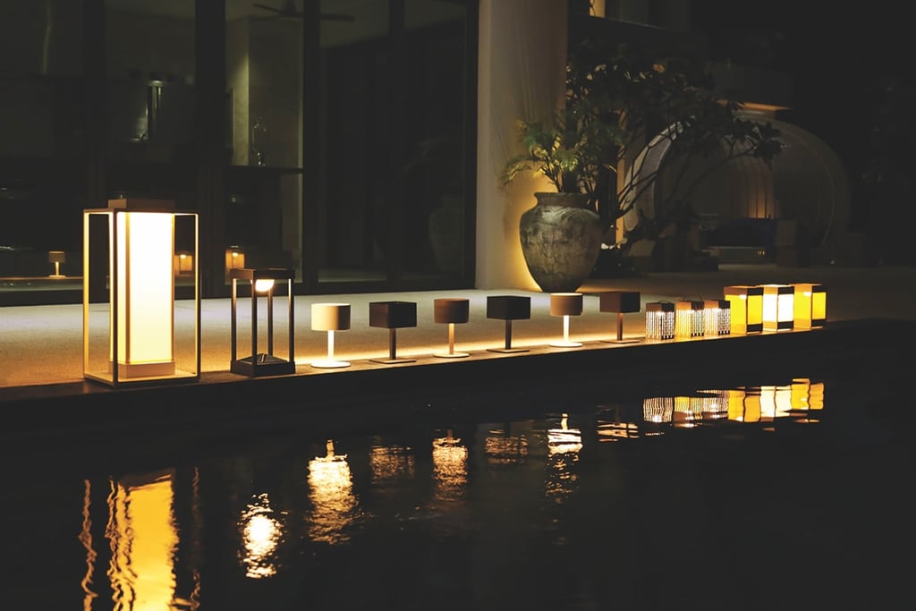 pool side lights