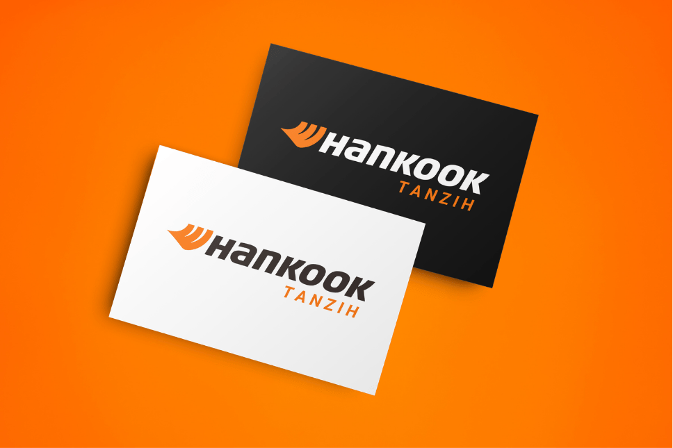 Tarjetas de presentación Hankook Tanzih en blanco y negro con el logotipo corporativo