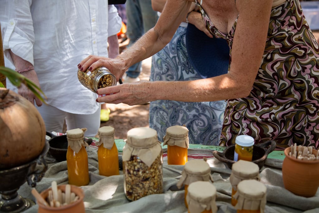 tasting organic produce at plaza mango verde event 
