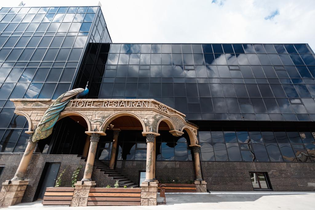 We Create Entrances People Never Forget