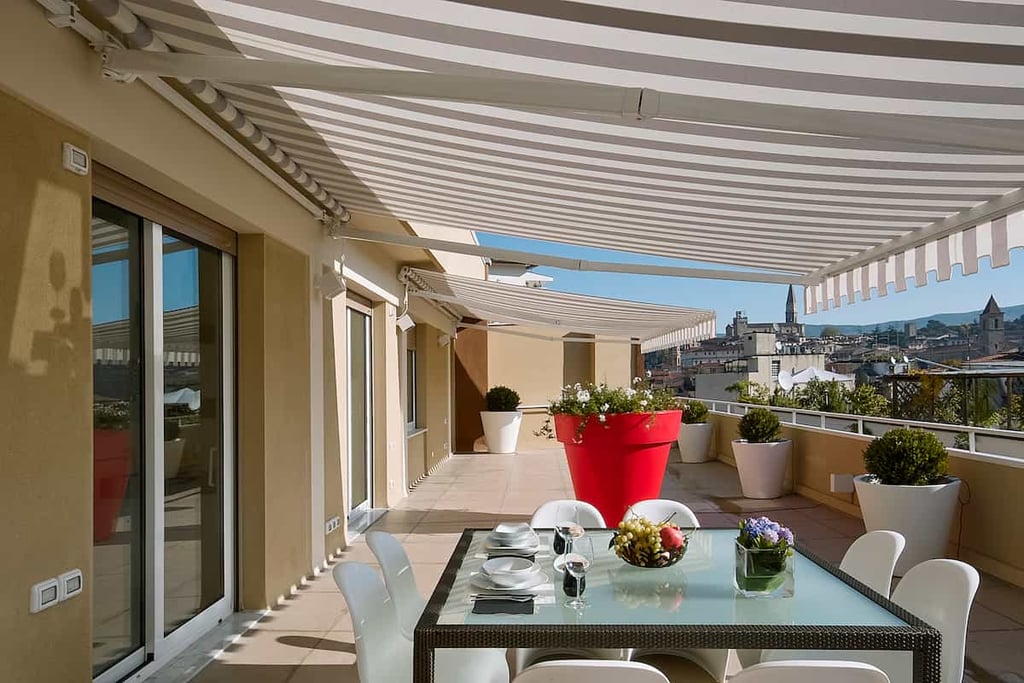 Tende da sole e da interni su misura - Lome Serramenti Milano