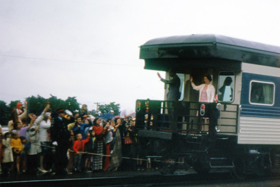 Royal wave 28 June 1973