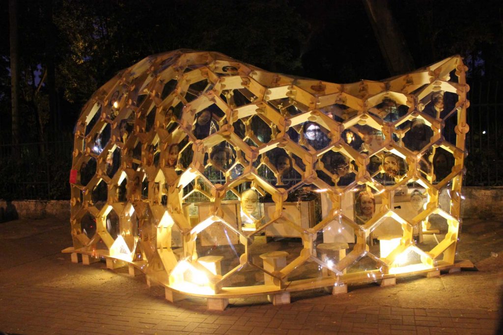 Anaísa Franco, Sweet Reflexion “Digital Kitchen to Eat your Selfie,” interactive parametric pavilion