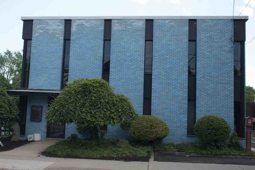 960 Teaneck Road, Teaneck, NJ 07666