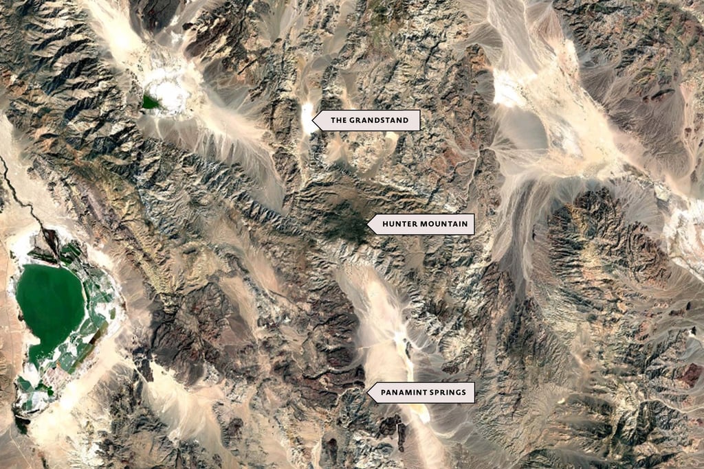 From Panamint Springs, through Hunter Mountain, to Racetrack Valley, Death Valley National Park