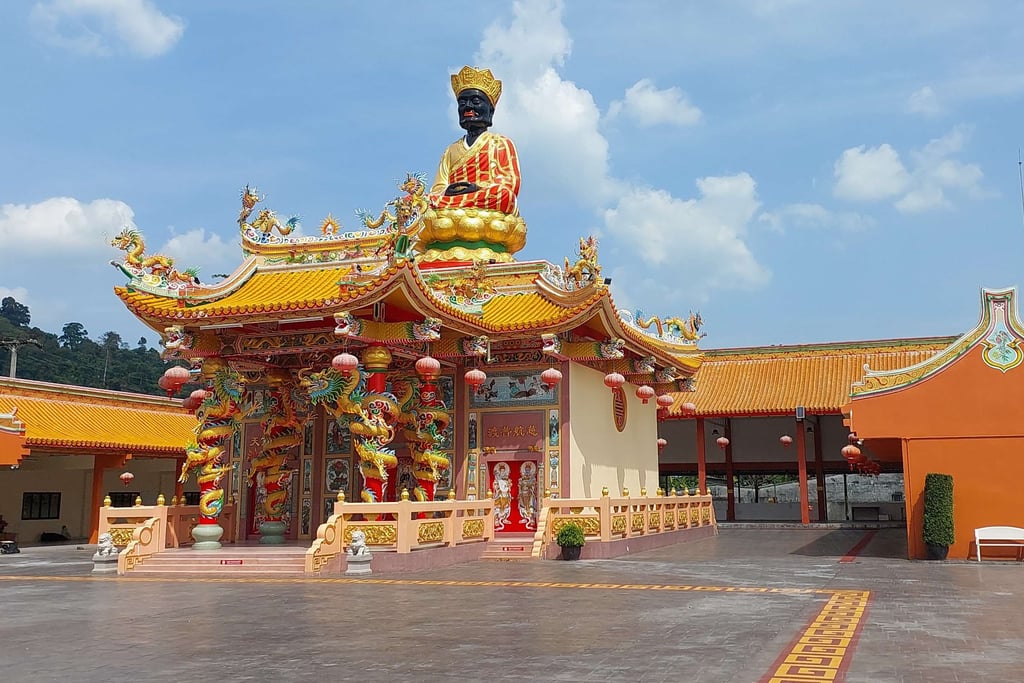 cheng shui zhou si shrine phang nga