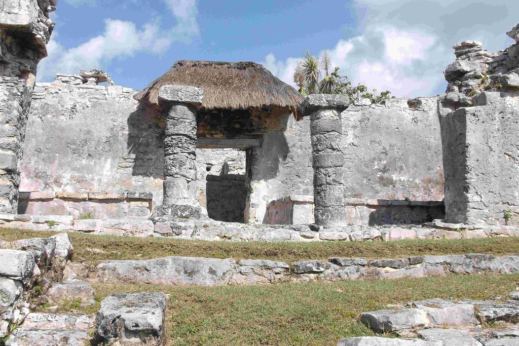 mexico tulum ruins 