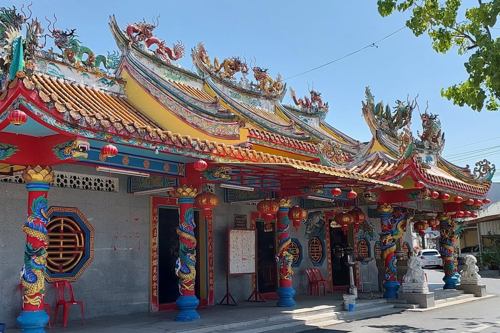 leng san keng shrine thai mueang 
