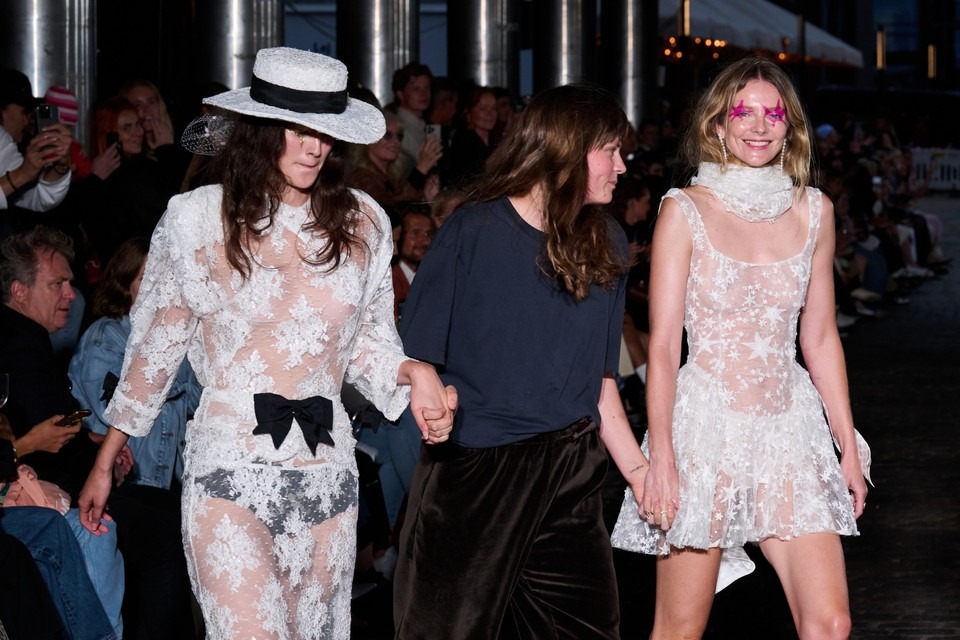 CPHFW SS26 - desfile de Caro Editions