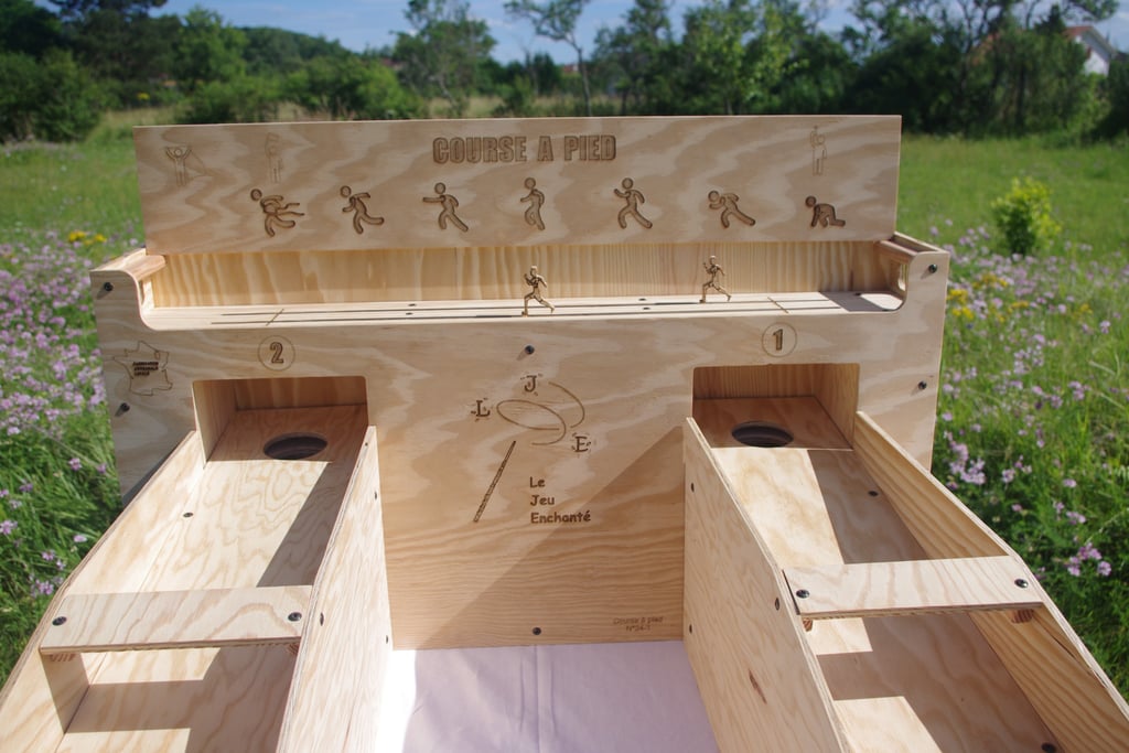 Jeu en bois Course A Pied