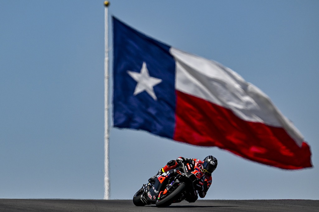 Maverickas Vinalesas Aprilia MotoGP