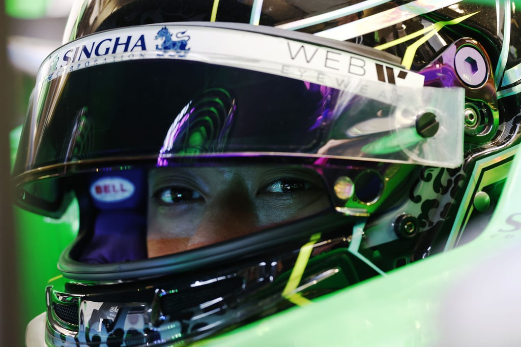 Zhou Guanyu Formulė-1