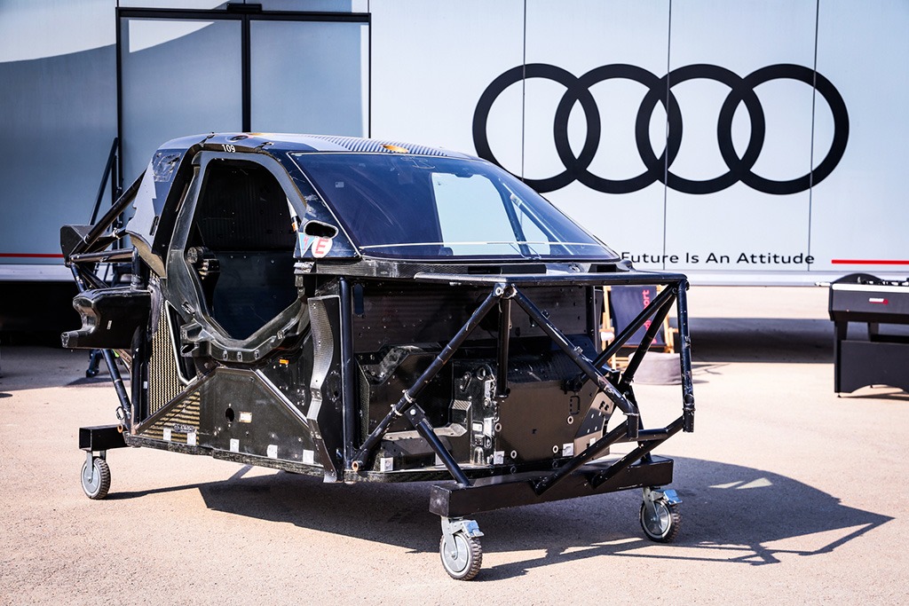 Audi Dakaras