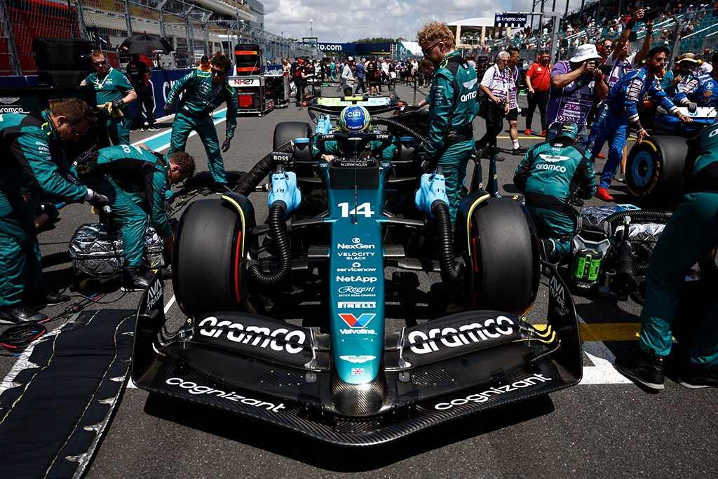 Fernando Alonso Aston Martin