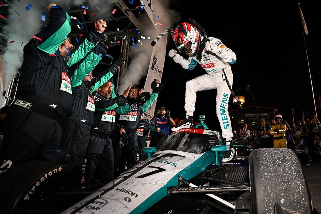Kyle'as Kirkwoodas IndyCar