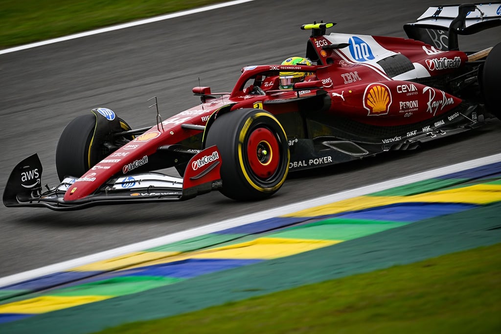 Lewisas Hamiltonas Ferrari