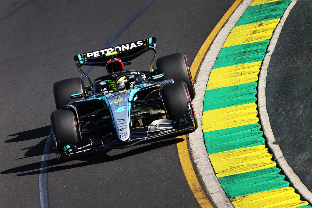 Lewisas Hamiltonas Mercedes Formulė-1